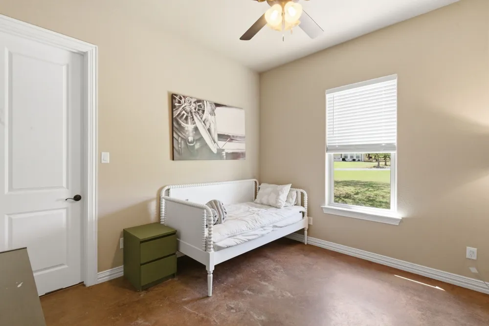 104 Oak Bend Court Lipan, TX 76462