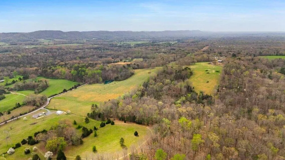 2 Bettis Road Georgetown, TN 37336