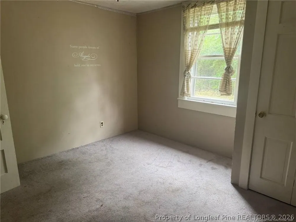 307 S cedar Street Rowland, NC 28383