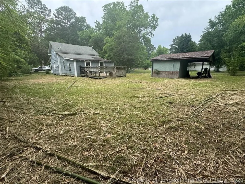 307 S cedar Street Rowland, NC 28383