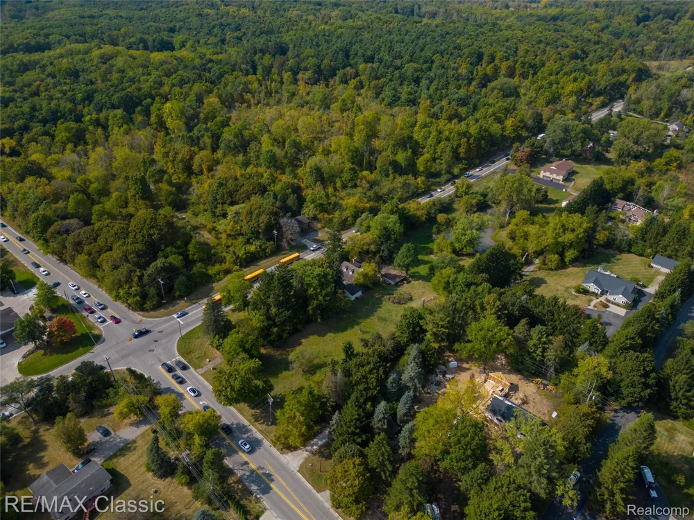 19150 Beck Road Northville Township, MI 48167