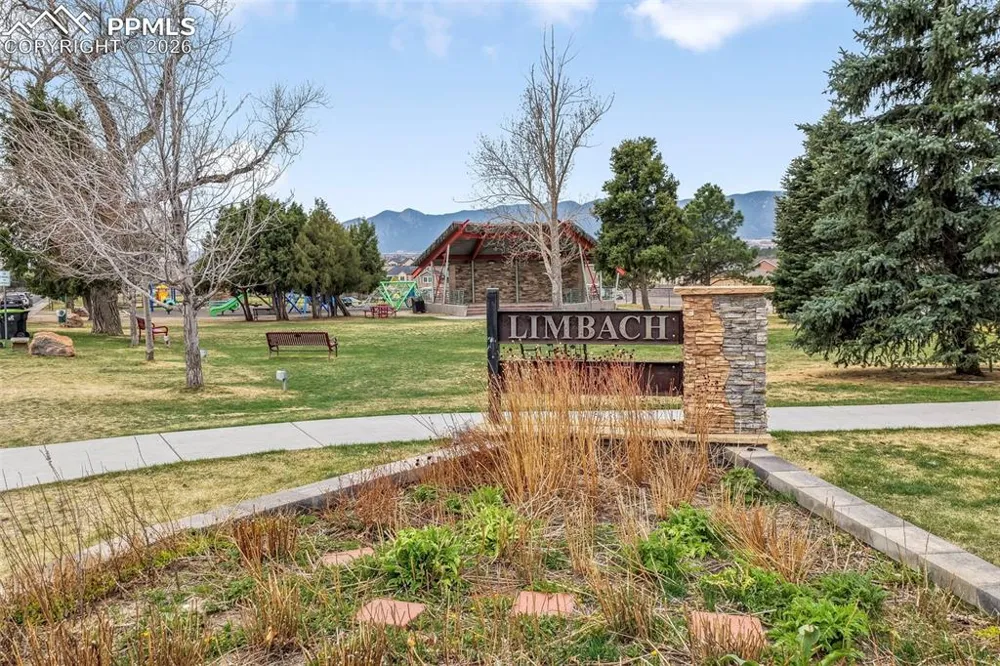 241 Front Street #102 Monument, CO 80132