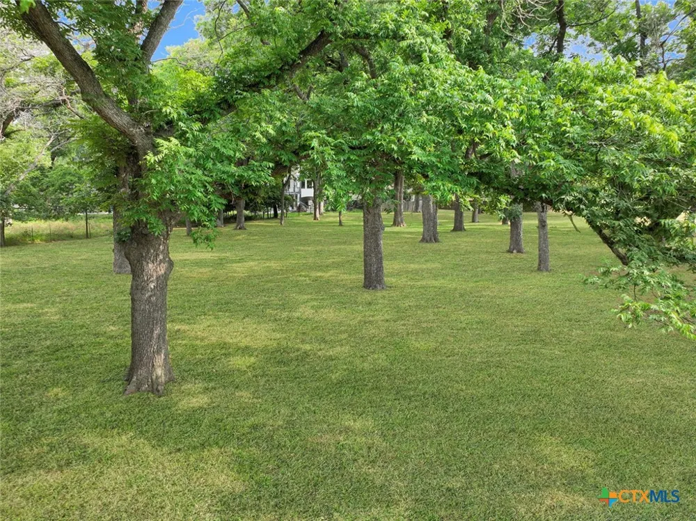 130 Milagros Seguin, TX 78155