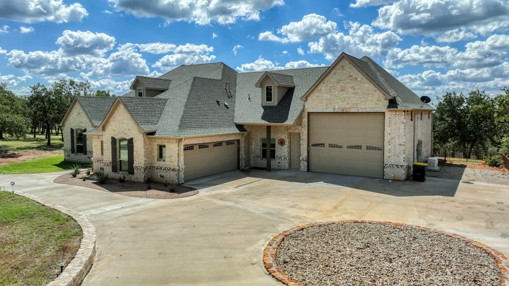 1320 Post Oak Road Gordon, TX 76453