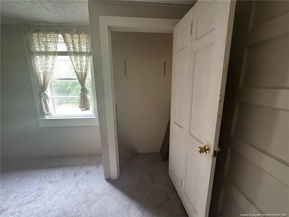 307 S cedar Street Rowland, NC 28383