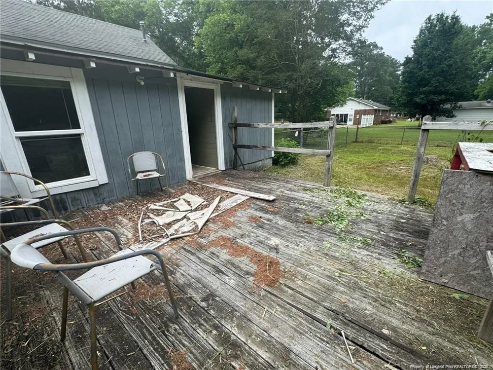 307 S cedar Street Rowland, NC 28383