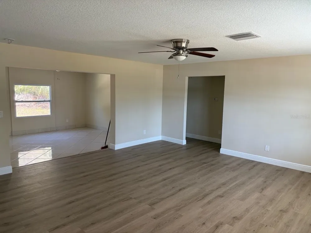 201 PALMETTO ROAD Nokomis, FL 34275
