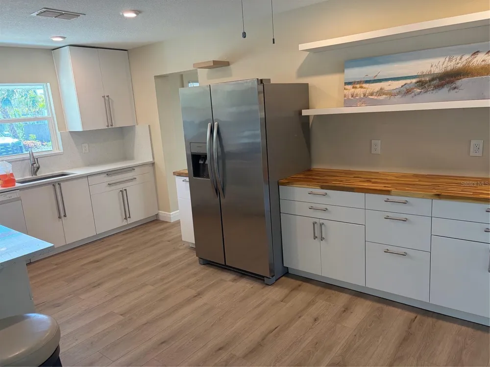 201 PALMETTO ROAD Nokomis, FL 34275