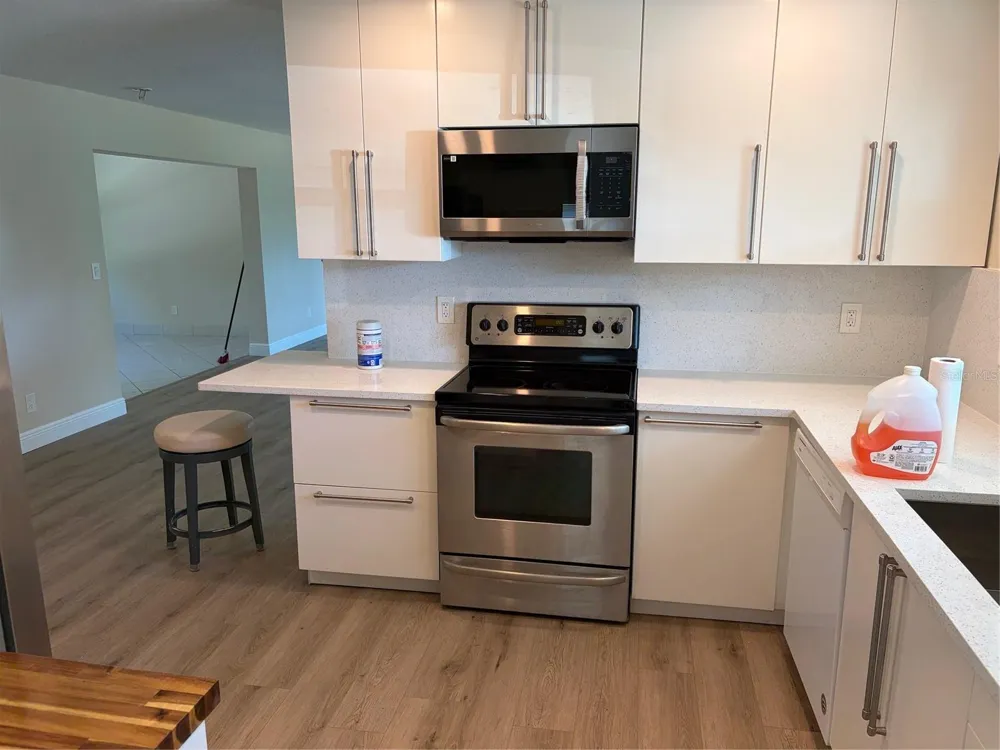 201 PALMETTO ROAD Nokomis, FL 34275