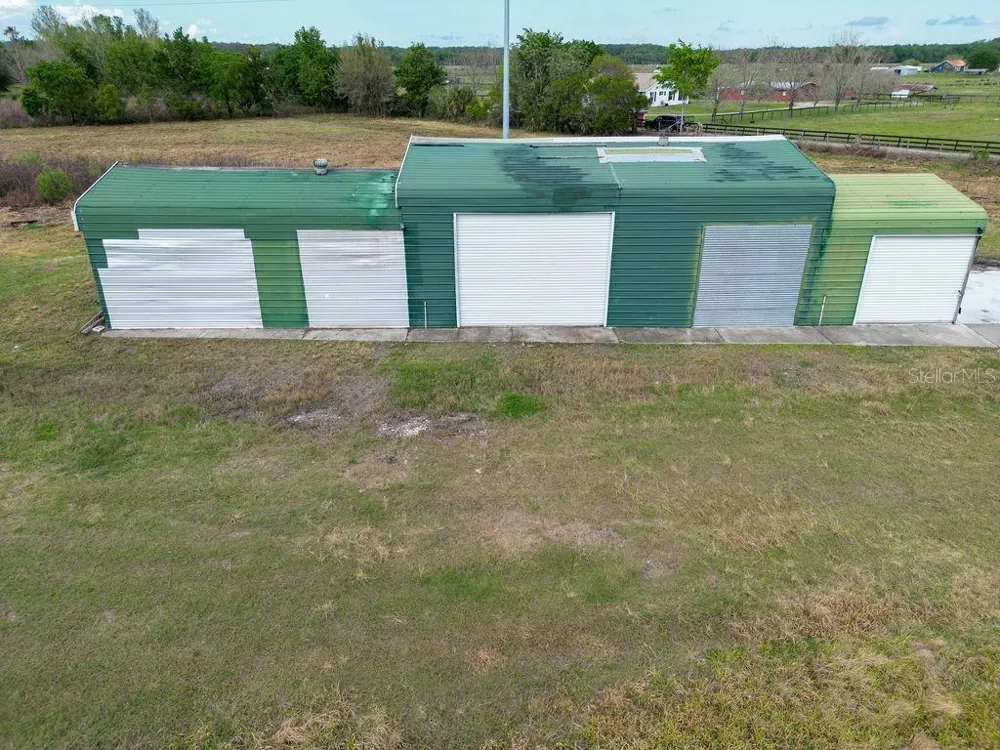 6029 US HIGHWAY 17 De Leon Springs, FL 32130