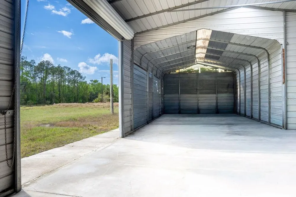 6029 US HIGHWAY 17 De Leon Springs, FL 32130