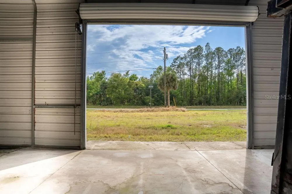 6029 US HIGHWAY 17 De Leon Springs, FL 32130