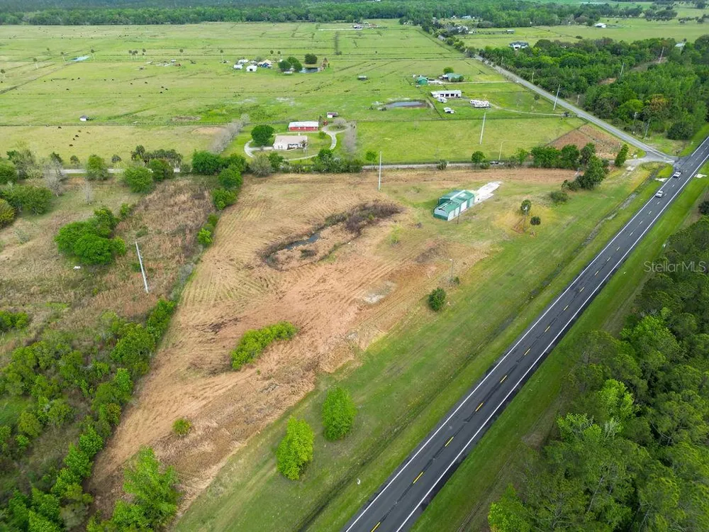6029 US HIGHWAY 17 De Leon Springs, FL 32130