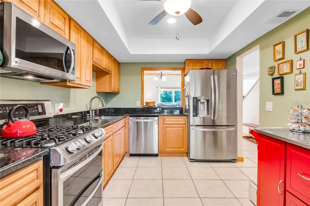 702 GLASGOW COURT Winter Springs, FL 32708