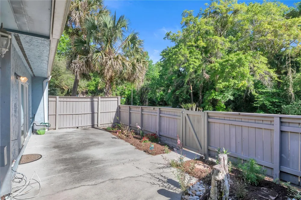 702 GLASGOW COURT Winter Springs, FL 32708