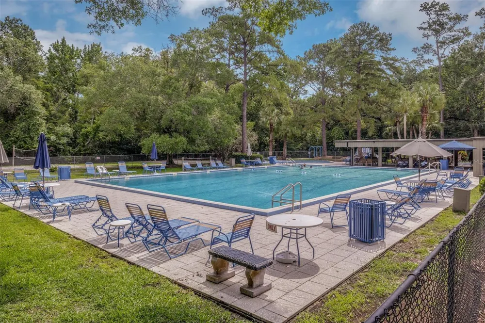 702 GLASGOW COURT Winter Springs, FL 32708