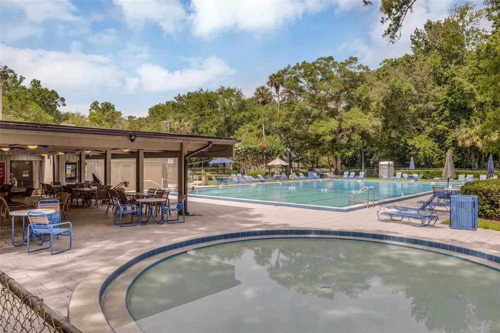 702 GLASGOW COURT Winter Springs, FL 32708
