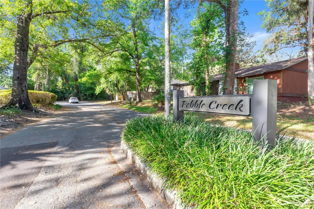 702 GLASGOW COURT Winter Springs, FL 32708
