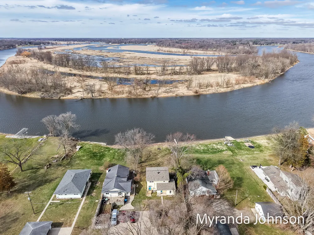 14661 Mercury Drive Grand Haven Charter Township, MI 49417