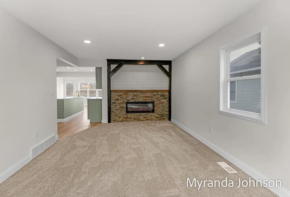 14661 Mercury Drive Grand Haven Charter Township, MI 49417