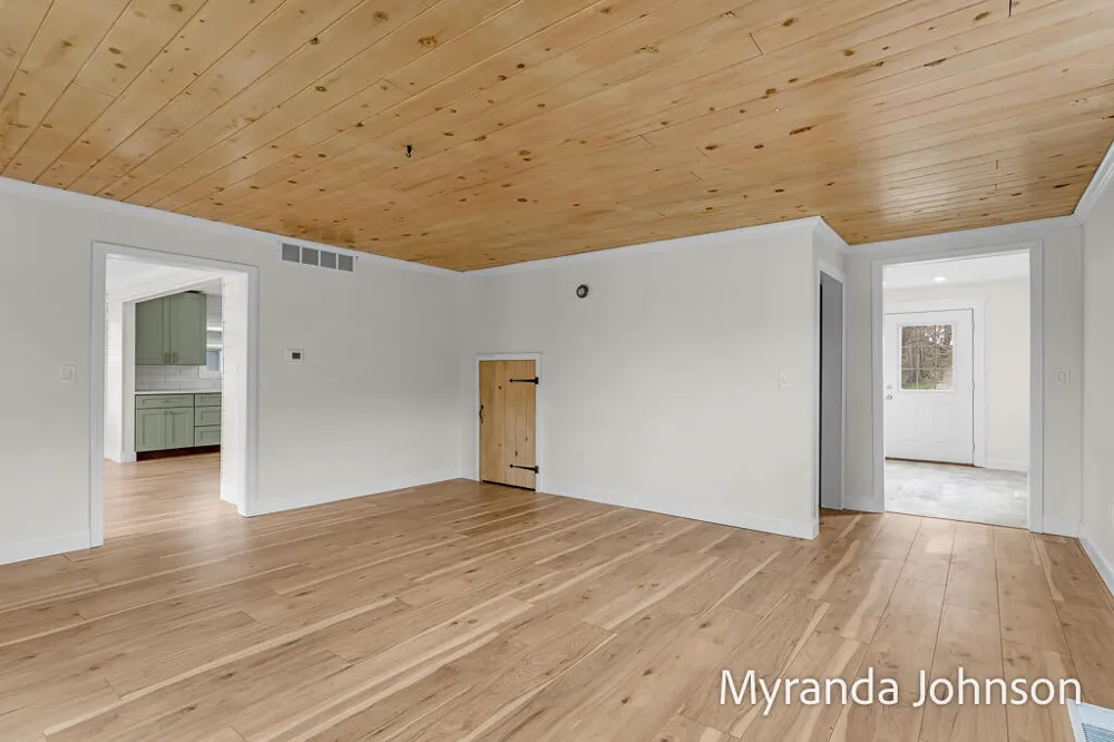 14661 Mercury Drive Grand Haven Charter Township, MI 49417