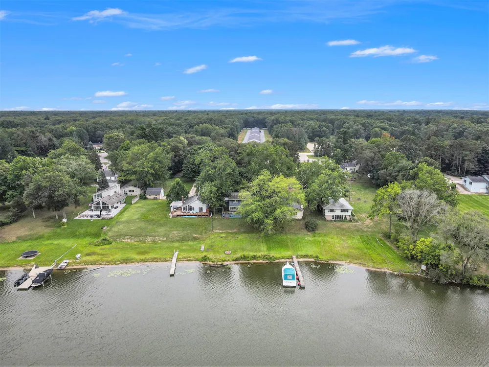 14661 Mercury Drive Grand Haven Charter Township, MI 49417