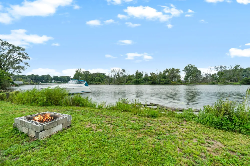 14661 Mercury Drive Grand Haven Charter Township, MI 49417