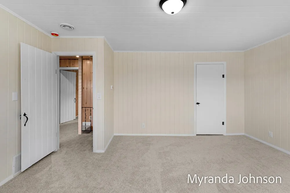 14661 Mercury Drive Grand Haven Charter Township, MI 49417