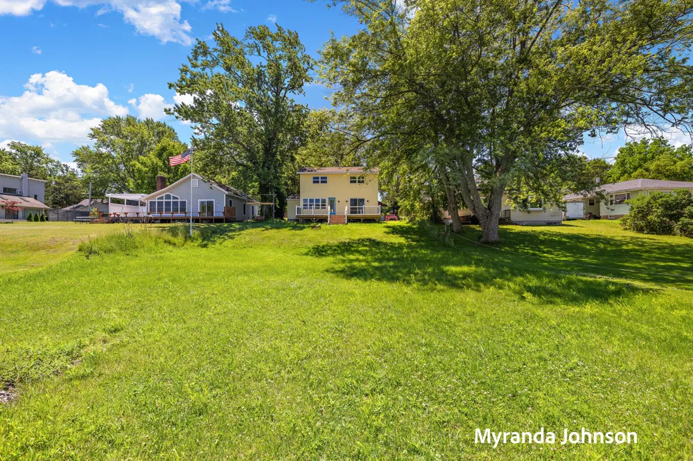 14661 Mercury Drive Grand Haven Charter Township, MI 49417