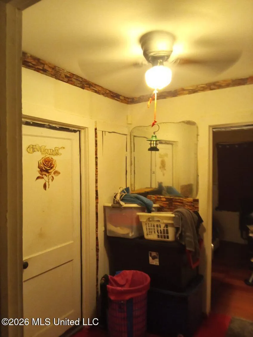 1302 Camponovo Street Shelby, MS 38774