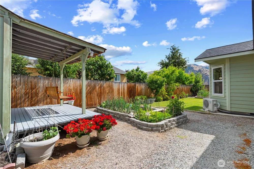 1010 Crest Loop Entiat, WA 98822