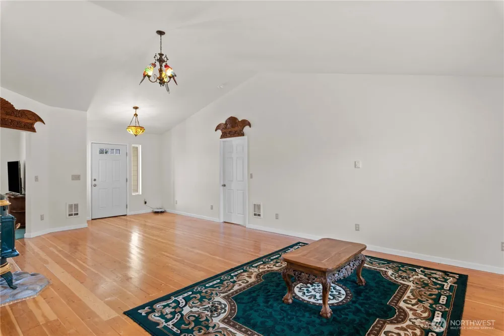 1010 Crest Loop Entiat, WA 98822