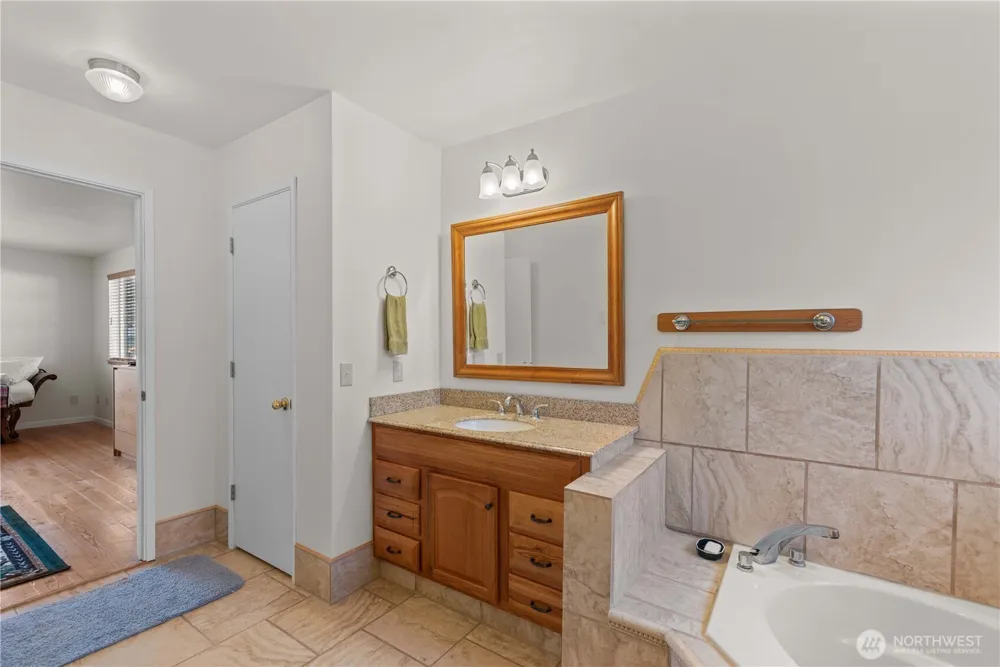 1010 Crest Loop Entiat, WA 98822