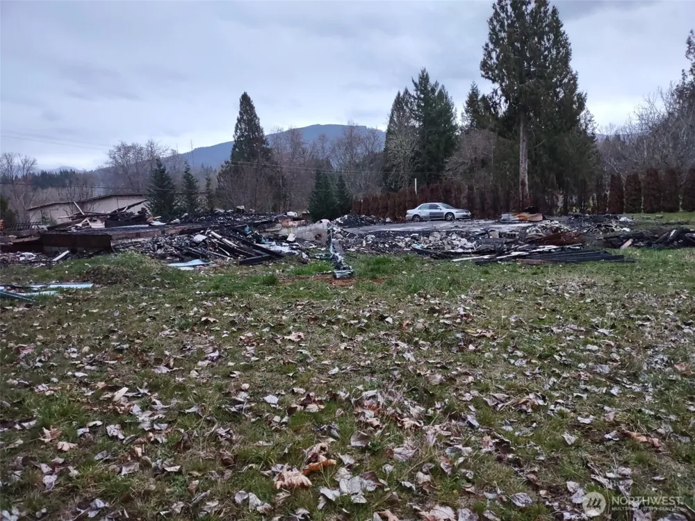 140 Kiona Road Randle, WA 98377
