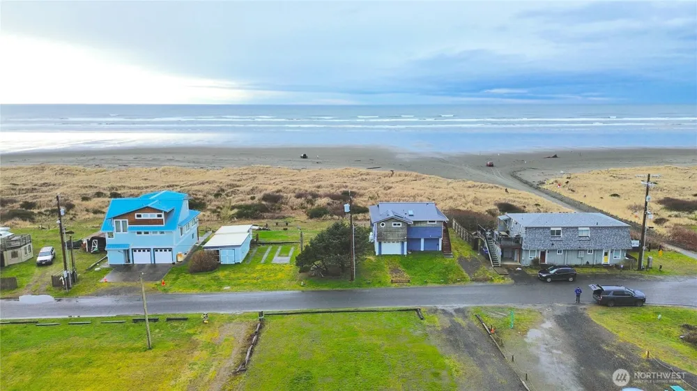 4832 Pacific Avenue Moclips, WA 98562