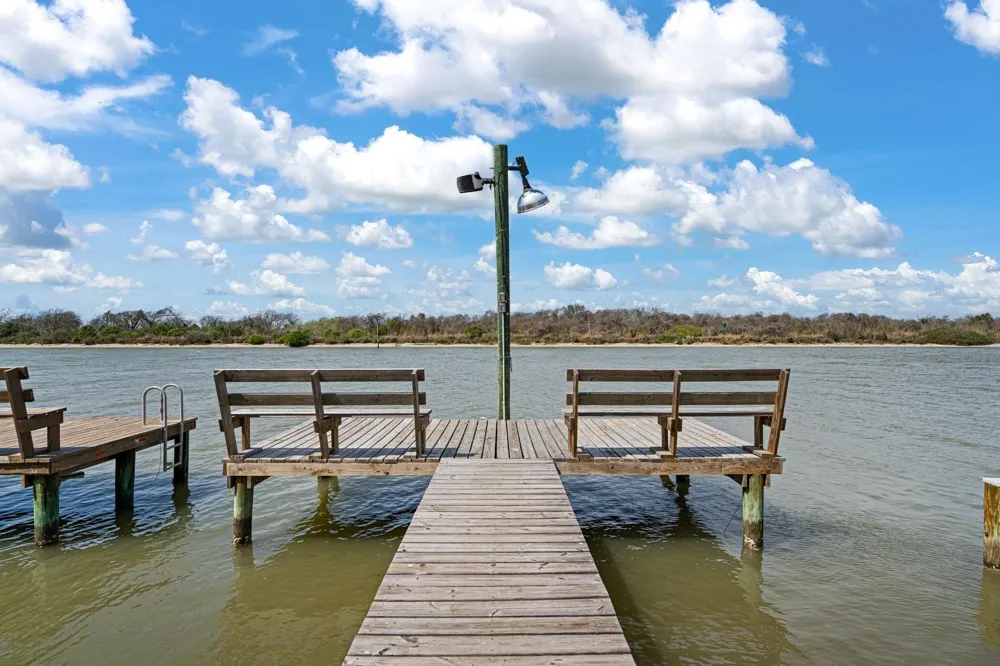 2786 Fm-2031 Matagorda, TX 77414