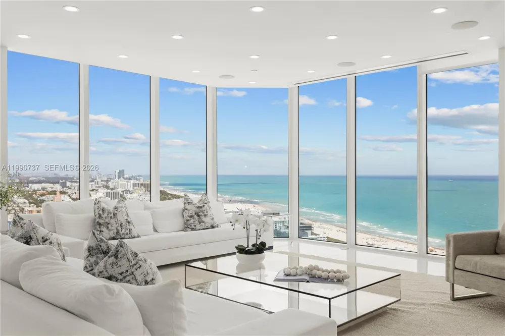 300 S Pointe Dr #3405 Miami Beach, FL 33139