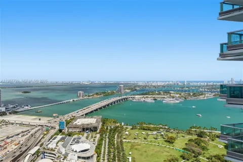 900 Biscayne Blvd #4308