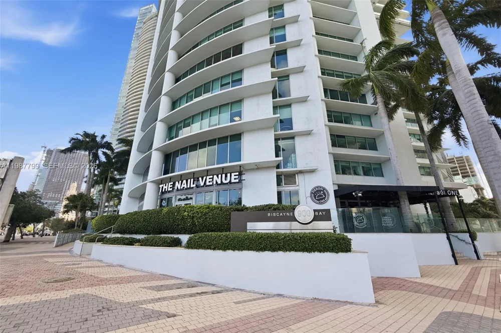 900 Biscayne Blvd #4308 Miami, FL 33132