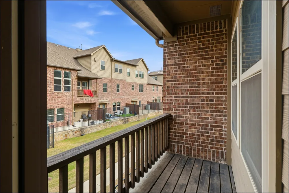 555 Waterloo Drive Lewisville, TX 75067