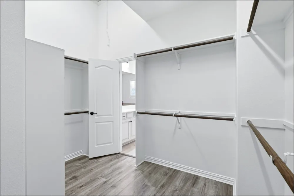 555 Waterloo Drive Lewisville, TX 75067