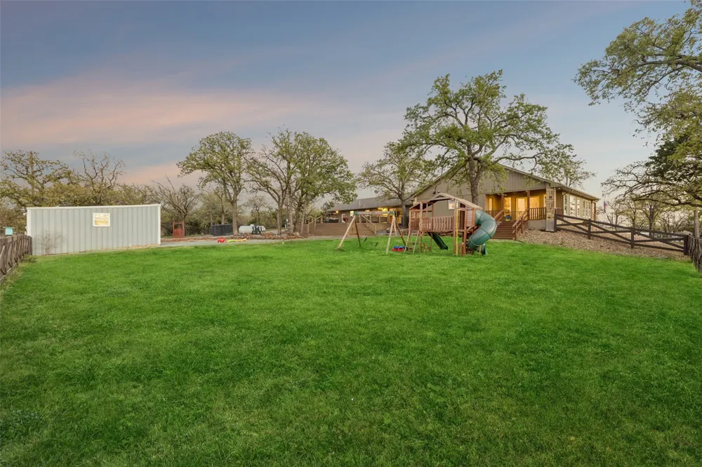 100 Swisher Road Shady Shores, TX 76208