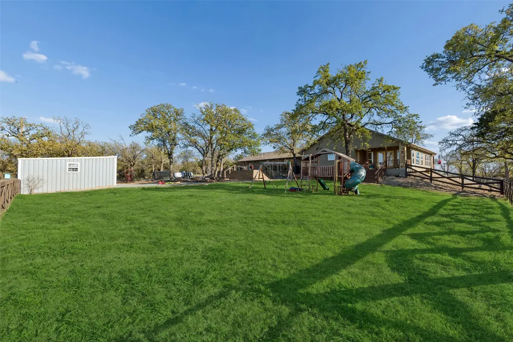 100 Swisher Road Shady Shores, TX 76208
