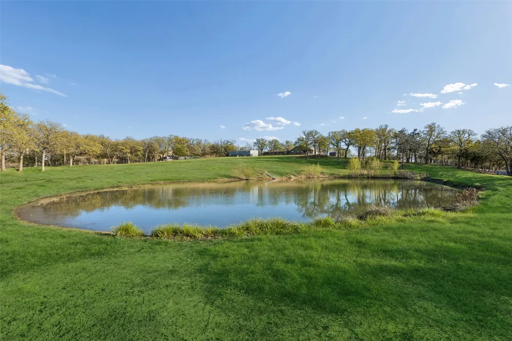 100 Swisher Road Shady Shores, TX 76208