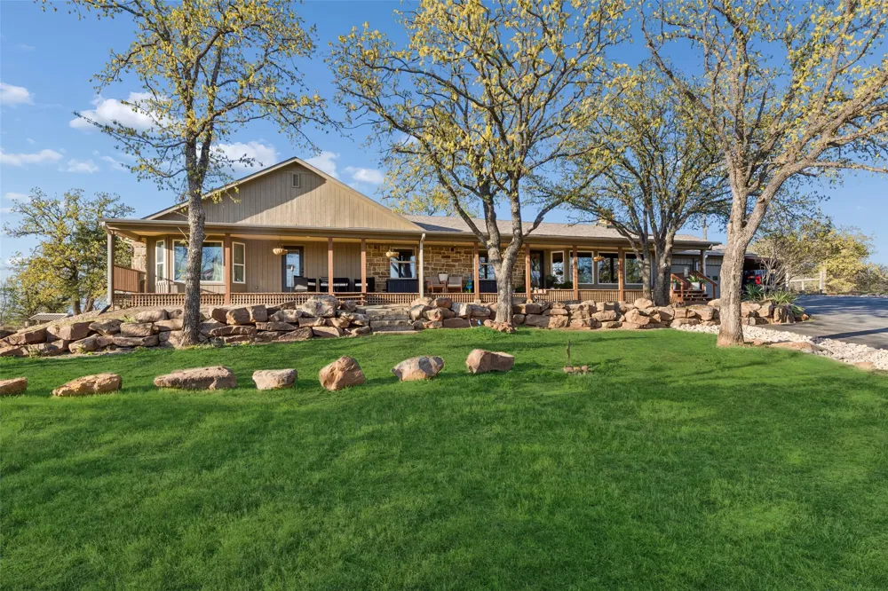 100 Swisher Road Shady Shores, TX 76208