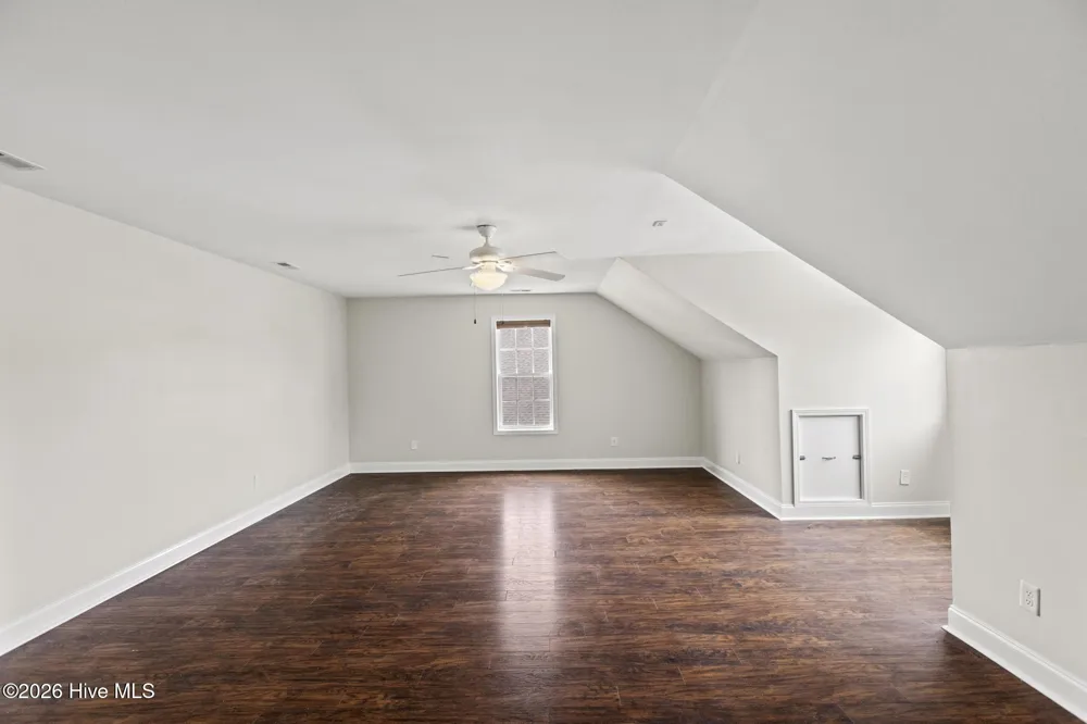 211 Gelynda Court Holly Ridge, NC 28445