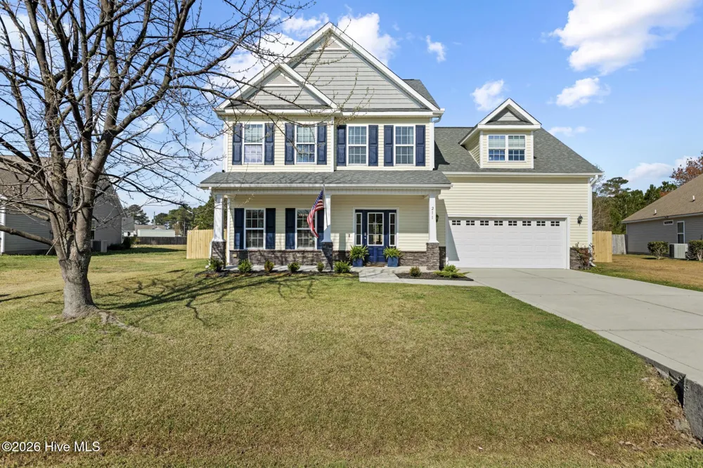 211 Gelynda Court Holly Ridge, NC 28445