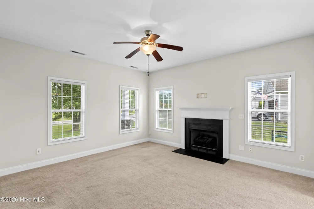211 Gelynda Court Holly Ridge, NC 28445