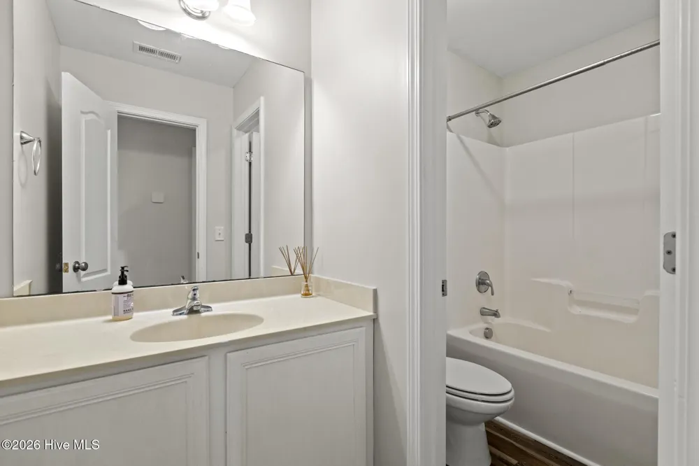 211 Gelynda Court Holly Ridge, NC 28445