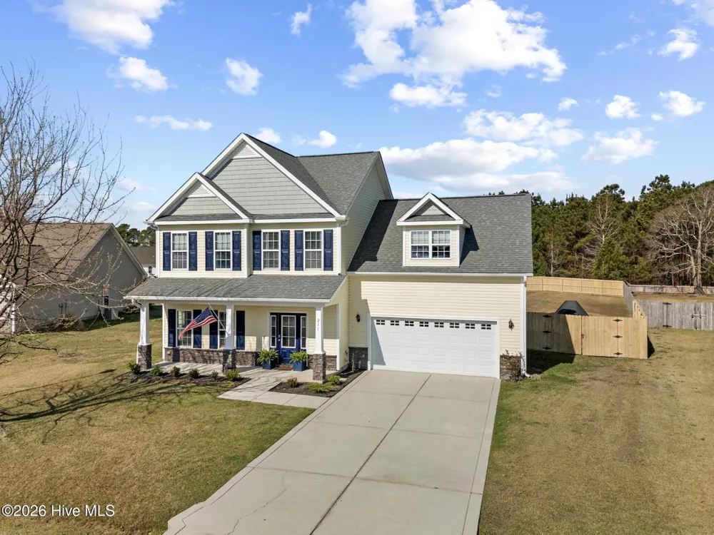 211 Gelynda Court Holly Ridge, NC 28445